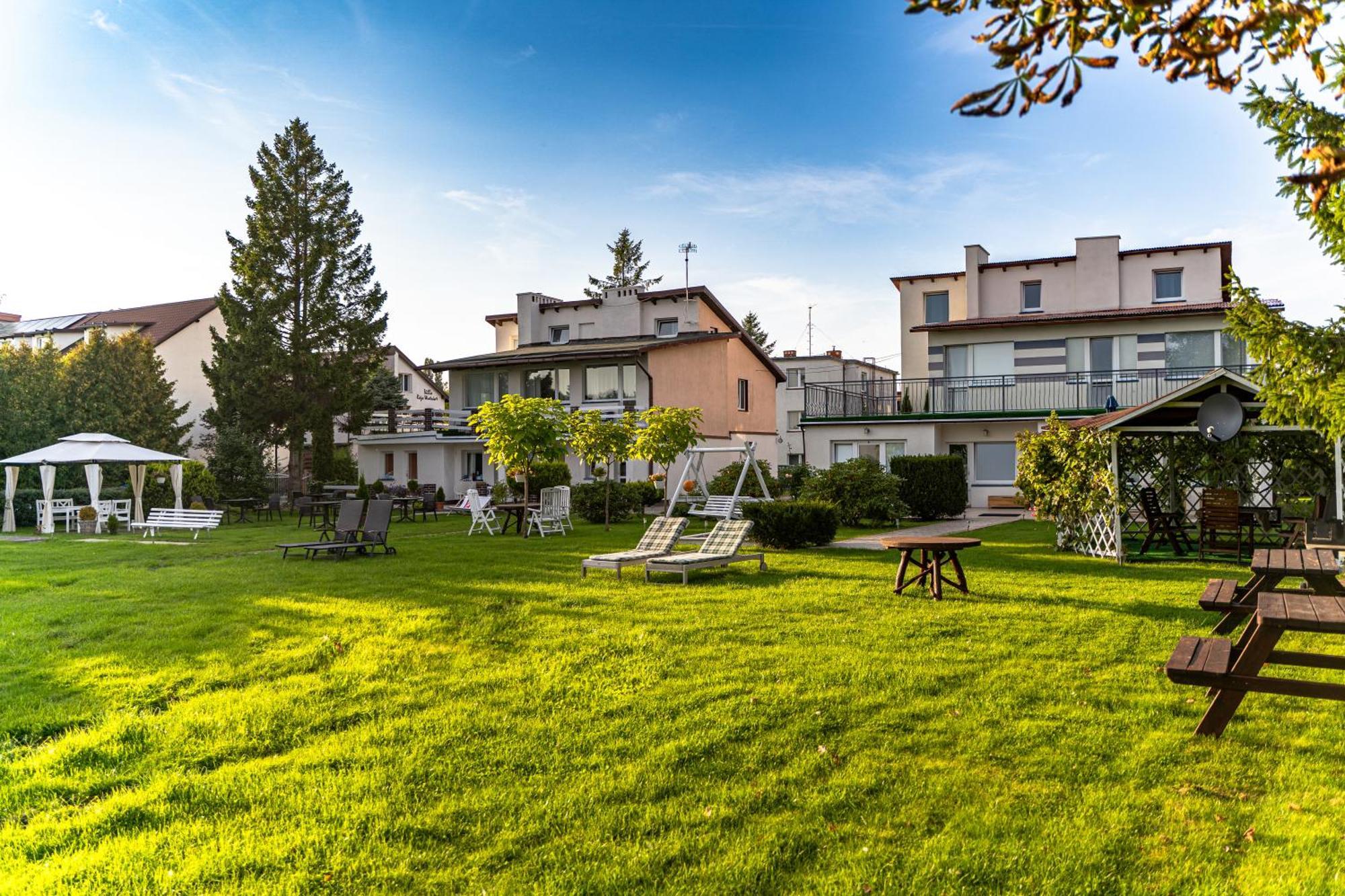 Hotel Avista Mielno Unieście Exterior foto